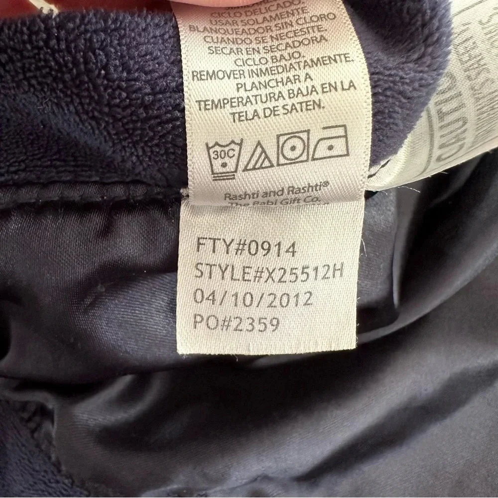 Carters size shown